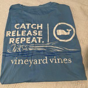 Vineyard Vines Performance Top